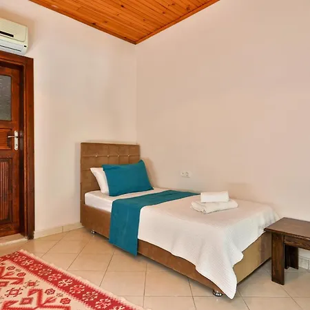 Dolunay Apart Otel Çıralı